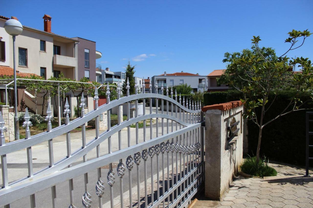 Katarina Apartment Vinkuran